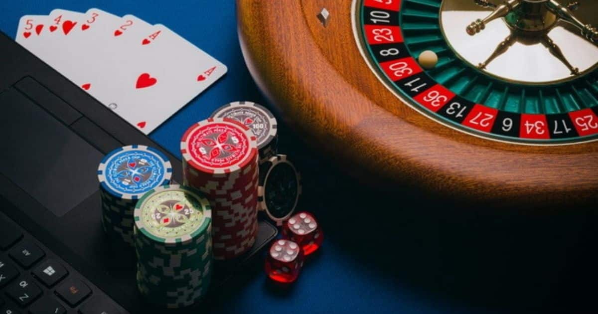 Thách thức và cơ hội khi chơi baccarat trực tuyến trên Kubet