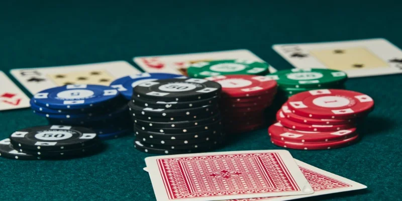 Lưu ý quan trọng khi chơi Poker để tối ưu hóa lợi nhuận